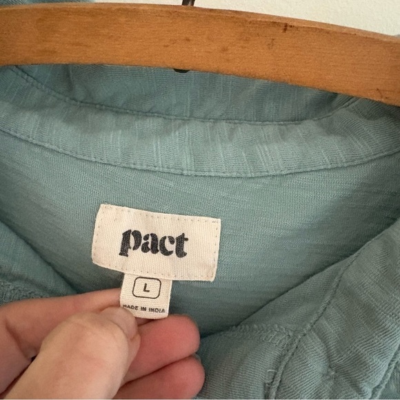 Pact Organic Cotton Short Sleeve Button Down Top - Picture 4 of 8